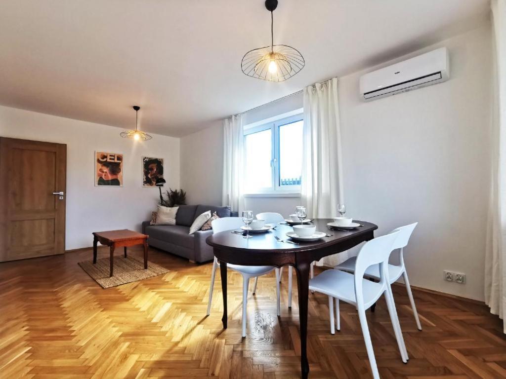 Wroc'Love Haukego Bosaka Check-In 24H 弗罗茨瓦夫 外观 照片